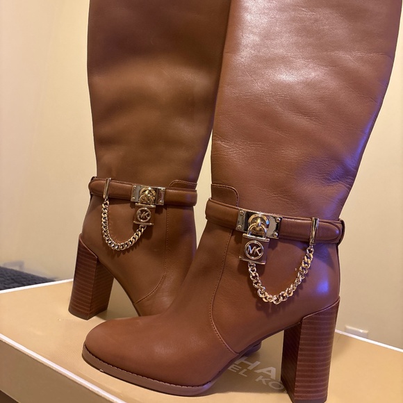 Michael kors boots - Picture 1 of 1